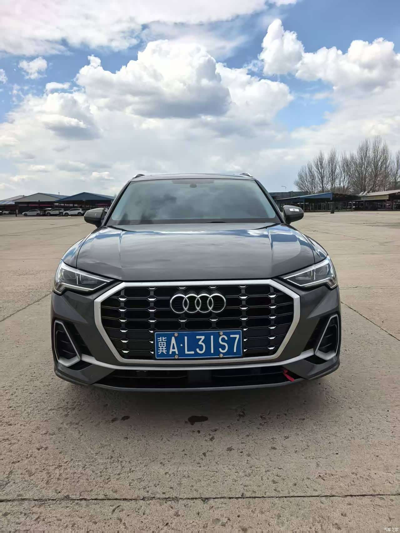 Audi Q3, 2022 2