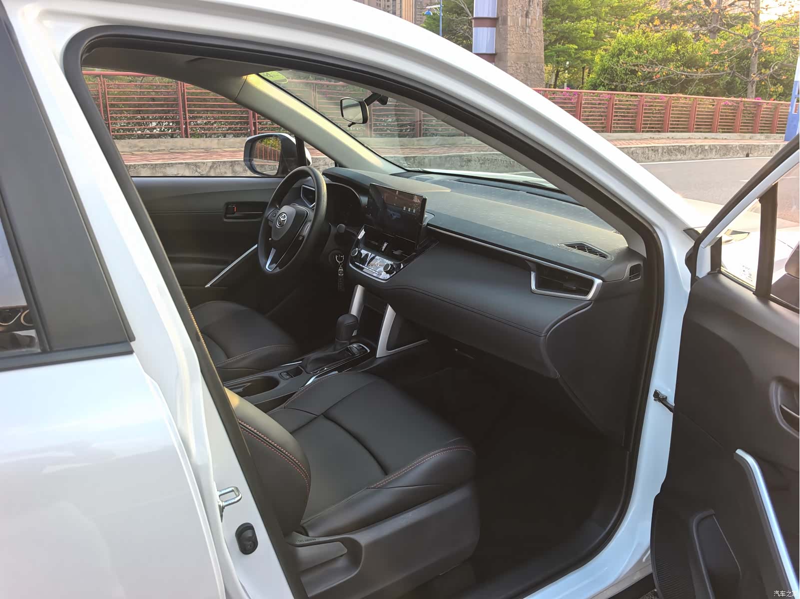 Toyota Frontlander, 2024 11