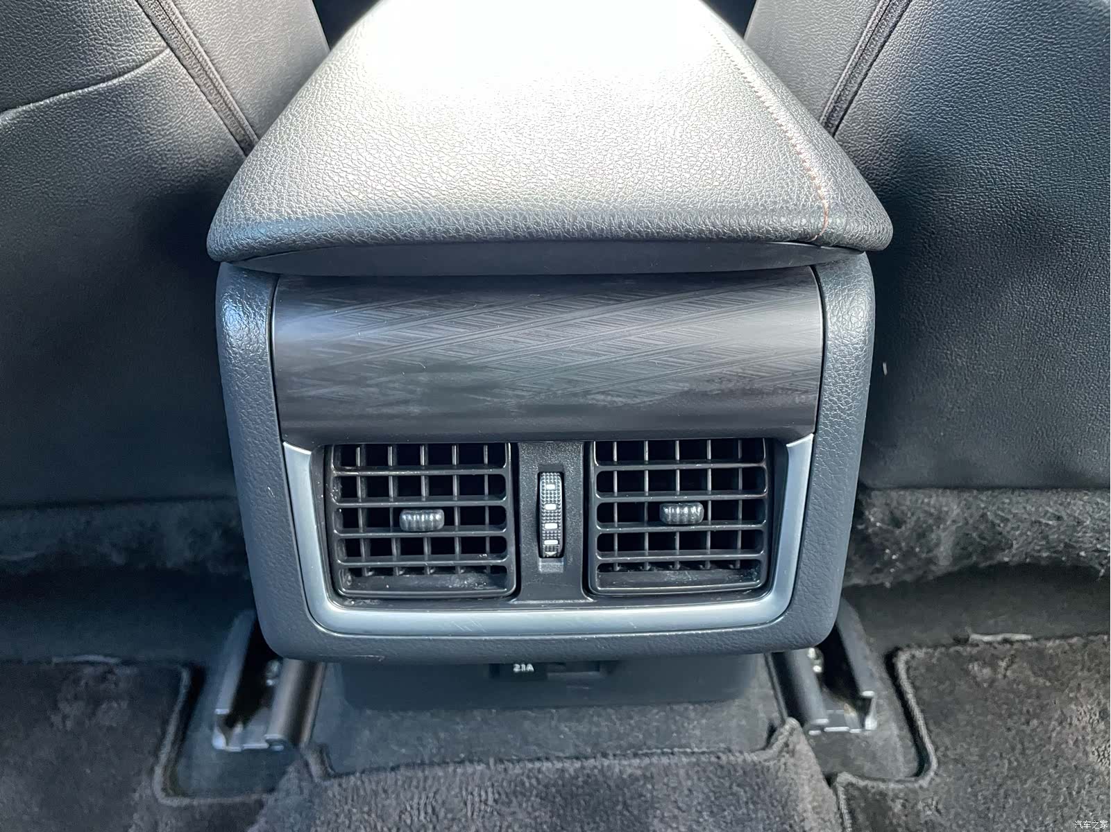 Toyota Camry, 2022 21