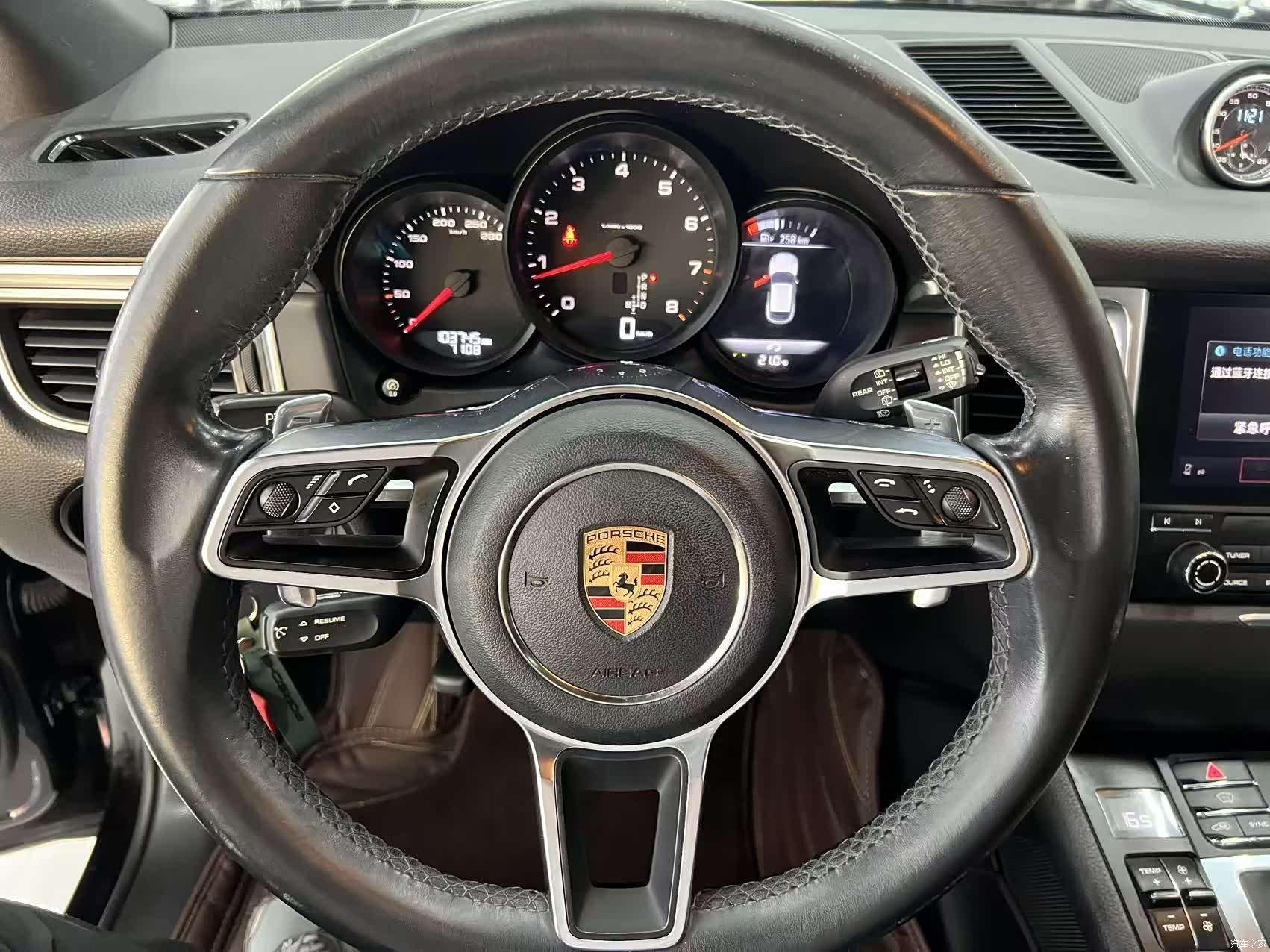 Porsche Macan, 2017 10