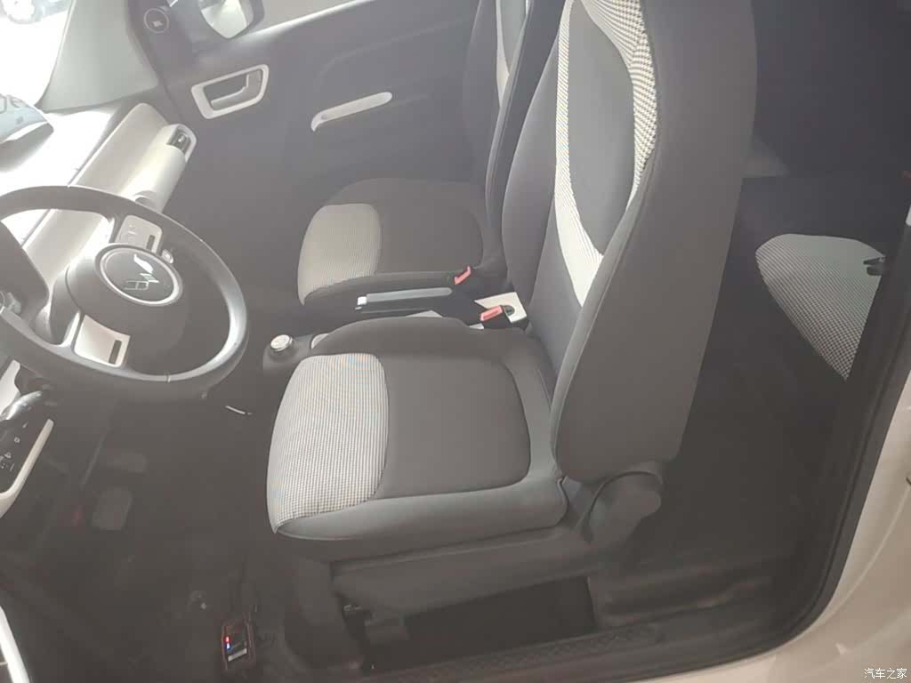 Wuling MINIEV, 2025 15