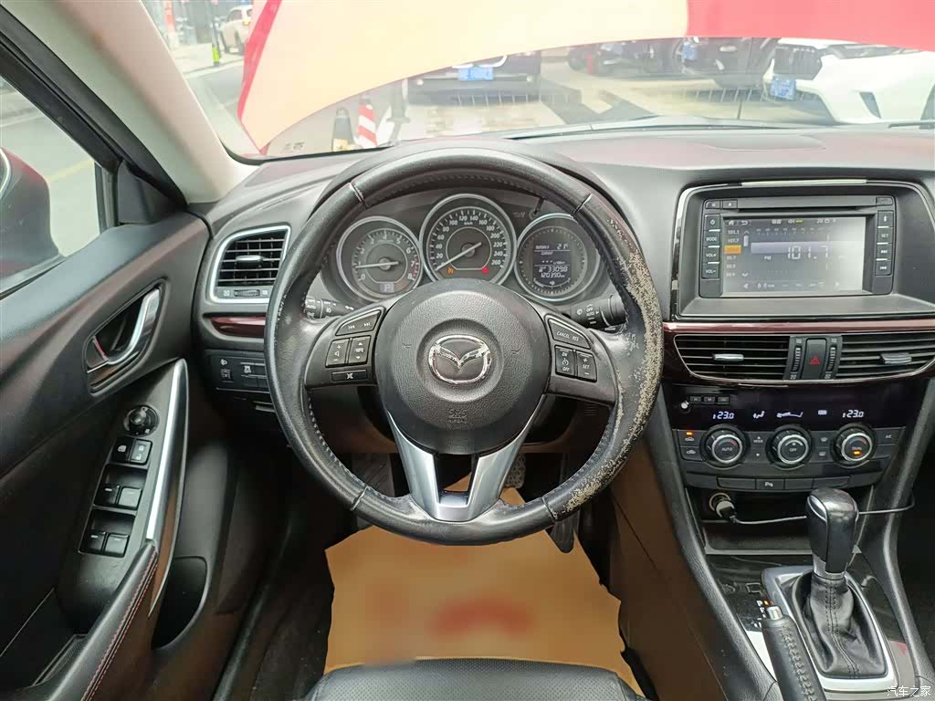 Mazda Atenza, 2015 7