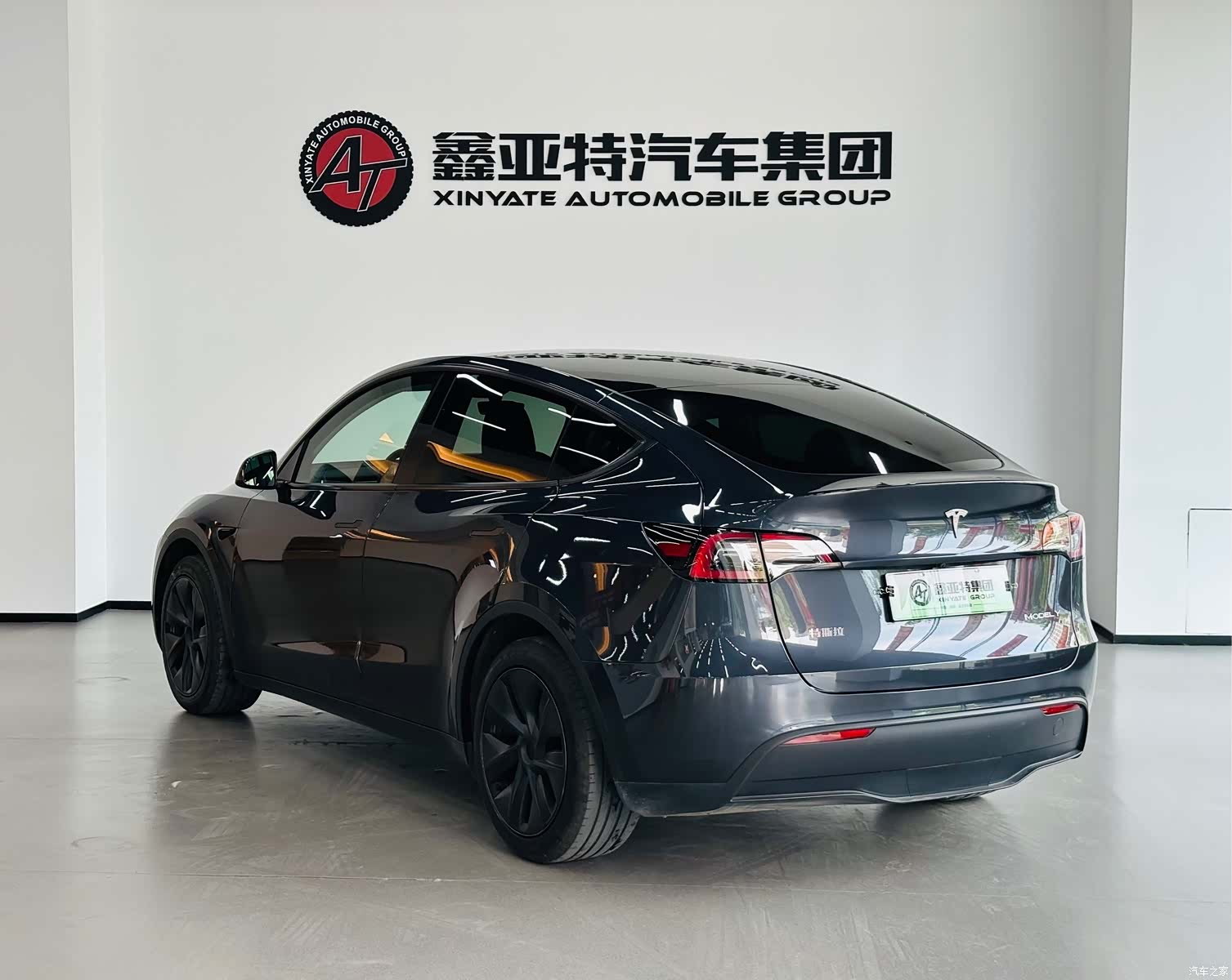 Tesla Model Y, 2024 все фото