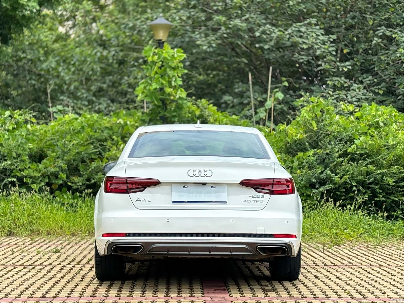 Audi A4L, 2019 9