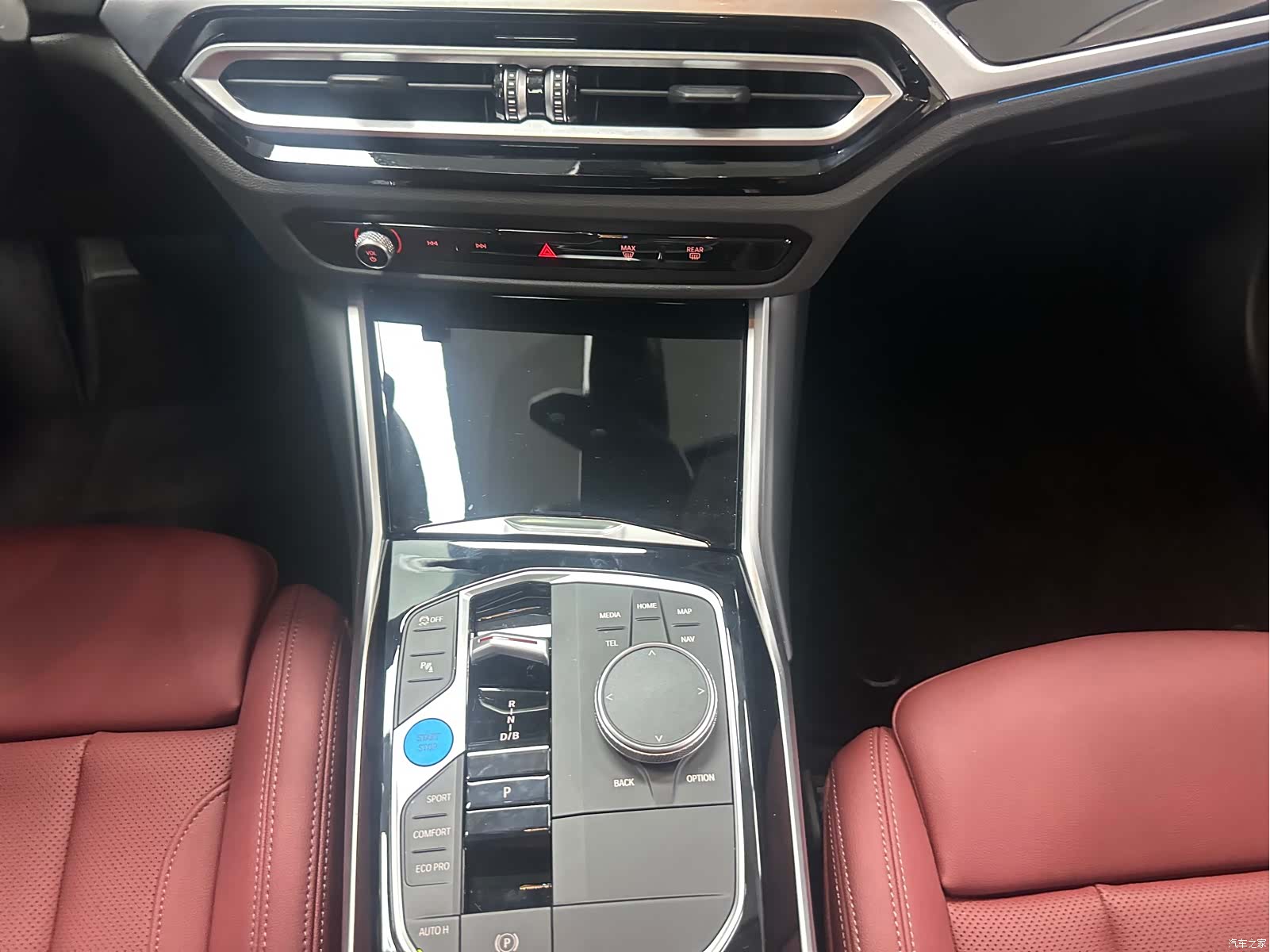 BMW i4, 2024 16