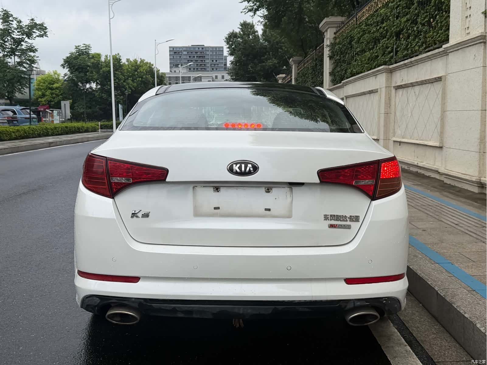 Kia K5, 2012 4