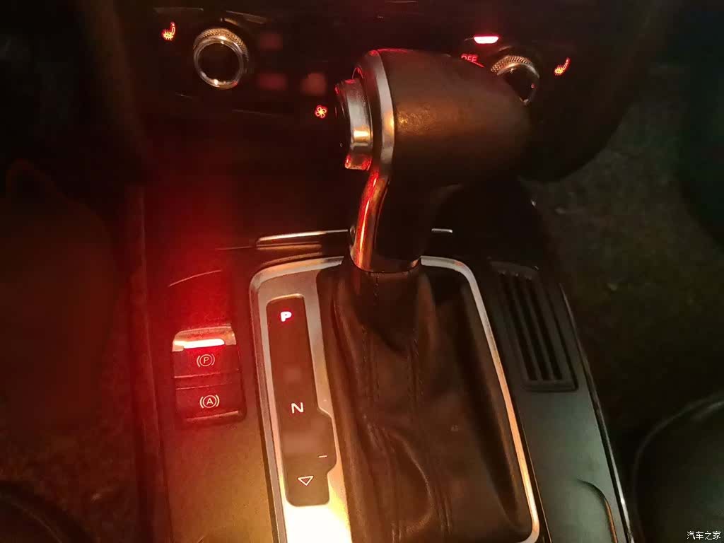 Audi A4L, 2014 6