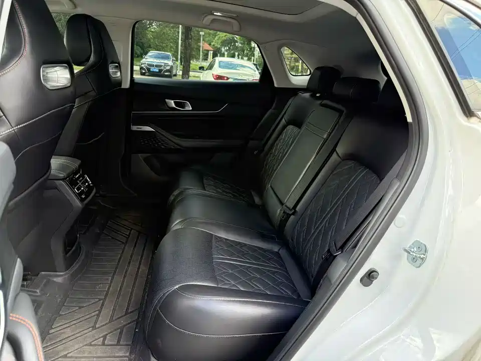 Changan UNI-K Smart iDD