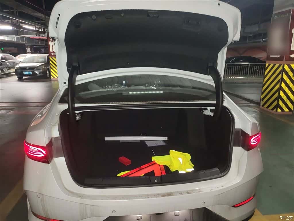 BYD Qin, 2026 15
