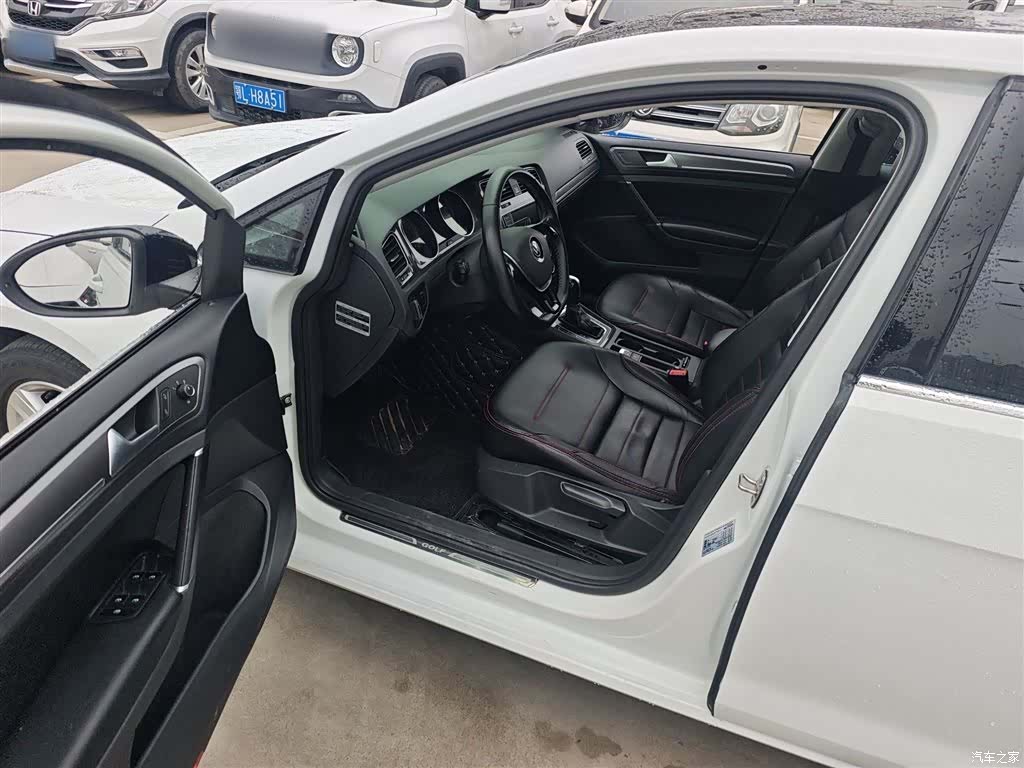 Volkswagen Golf, 2017 16