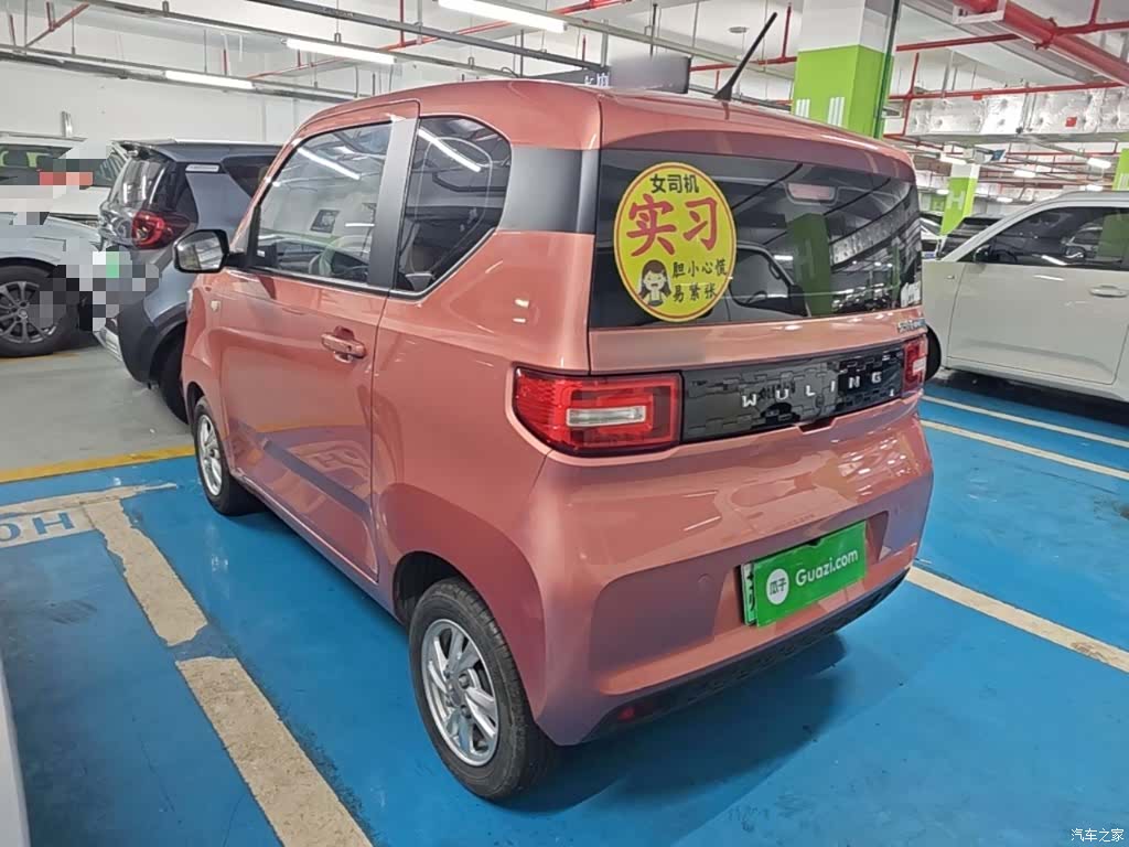 Wuling MINIEV, 2020 все фото