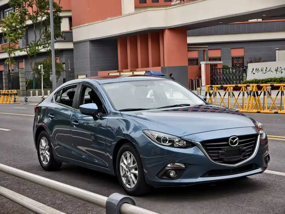 Mazda 3 Angkesaila