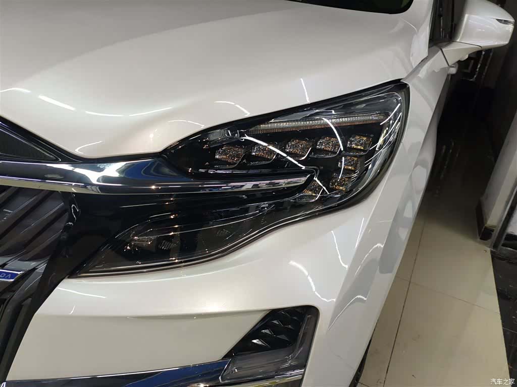Buick GL8, 2022 24