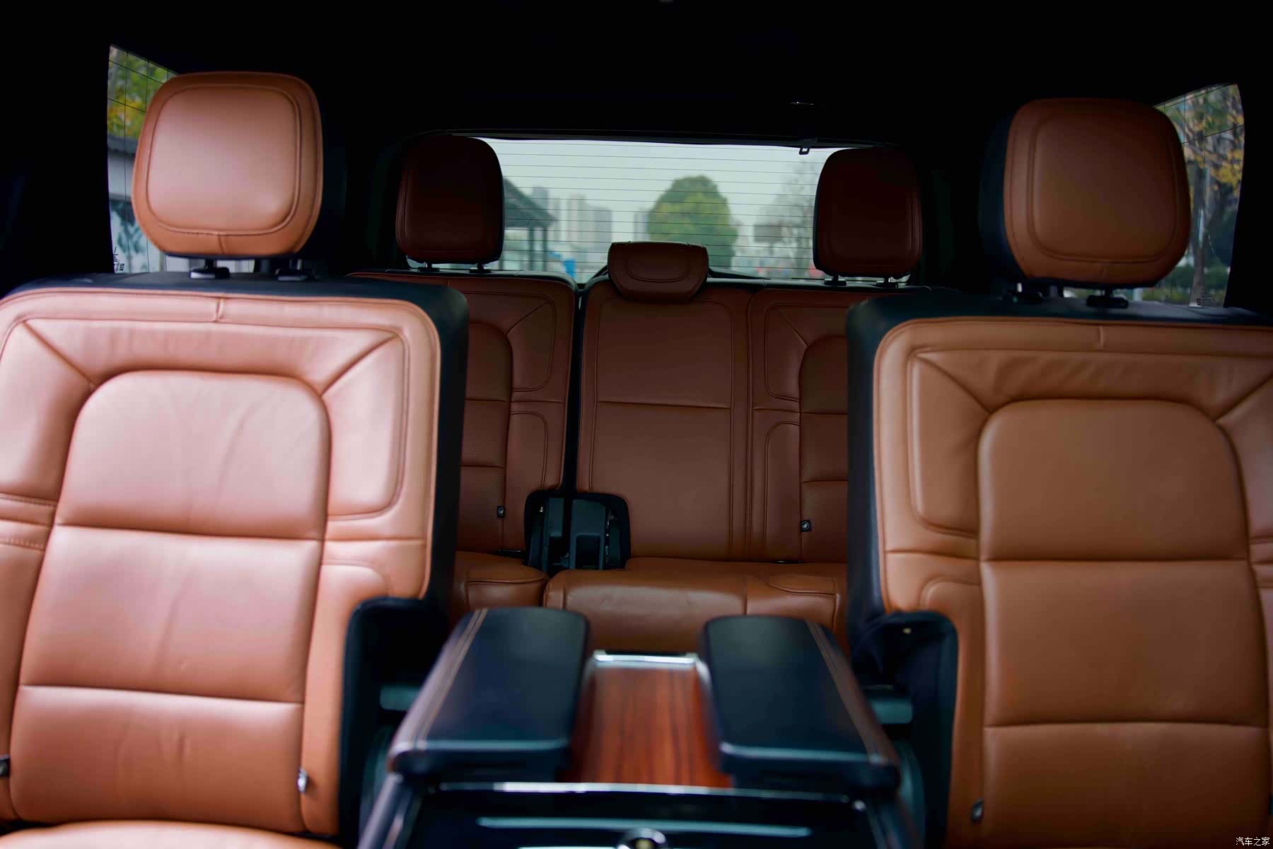 Lincoln Navigator, 2019 18