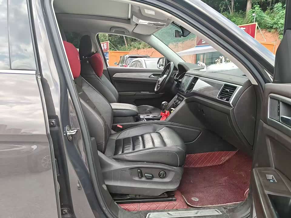 Volkswagen Tourang Volkswagen Tourang