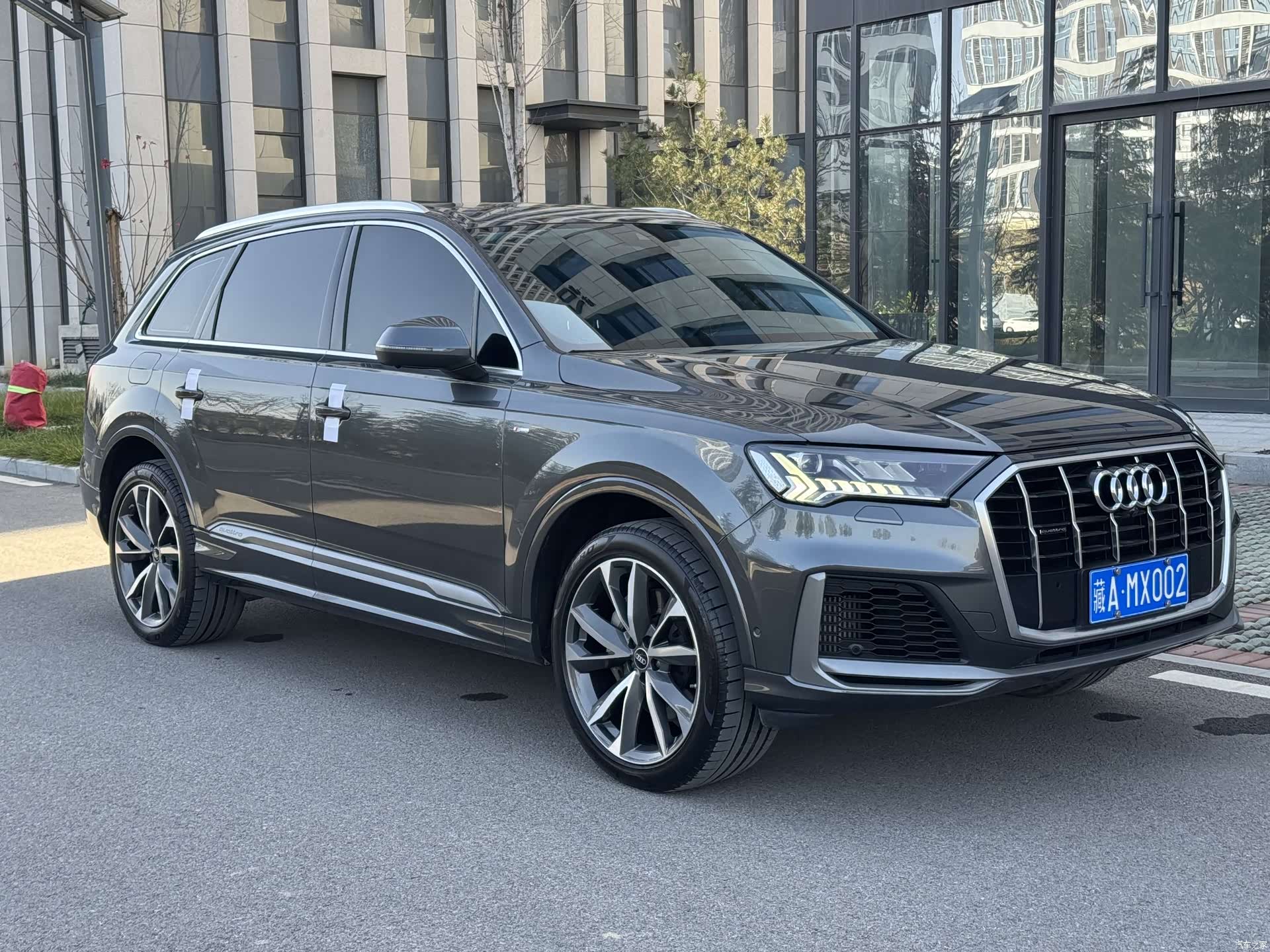 Audi Q7, 2021 3