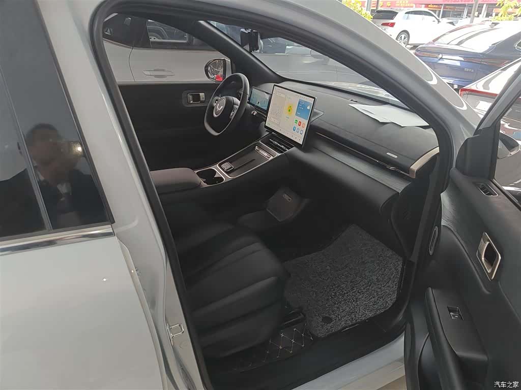 Wuling Starlight, 2024 20