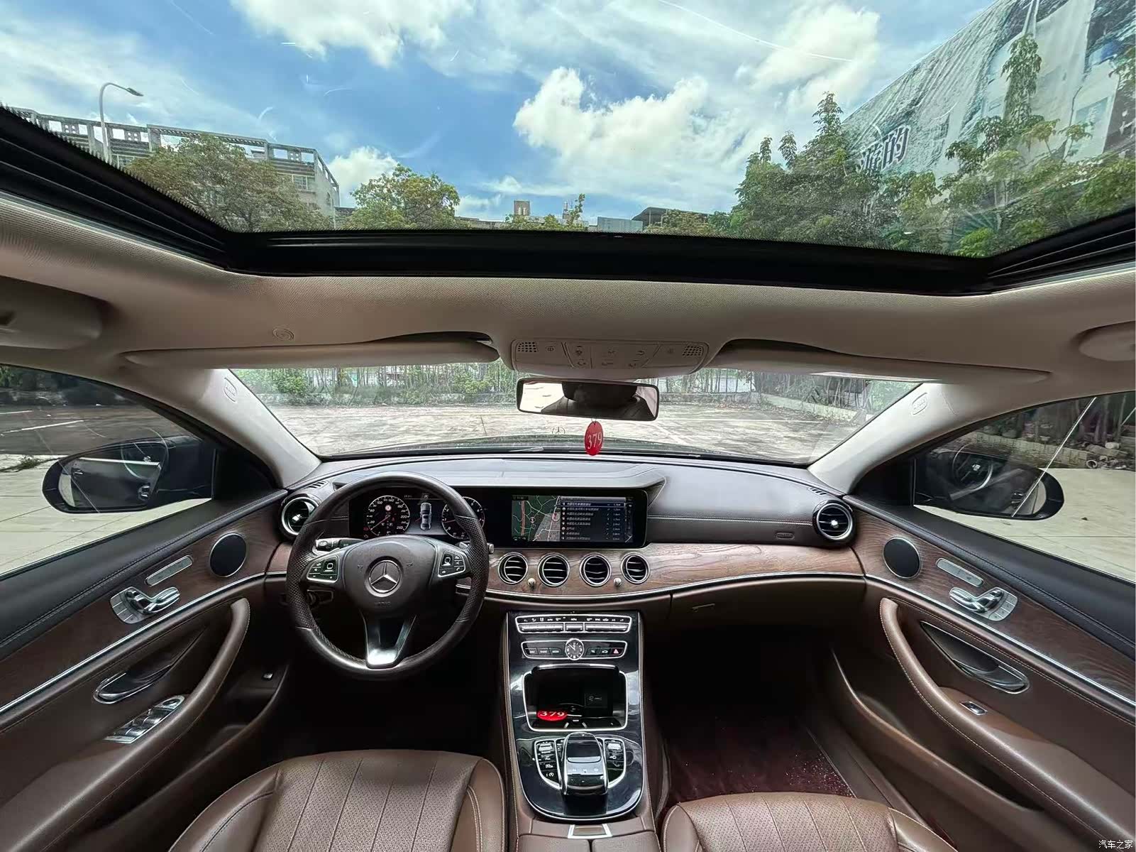 Mercedes-Benz E-Class, 2016 6
