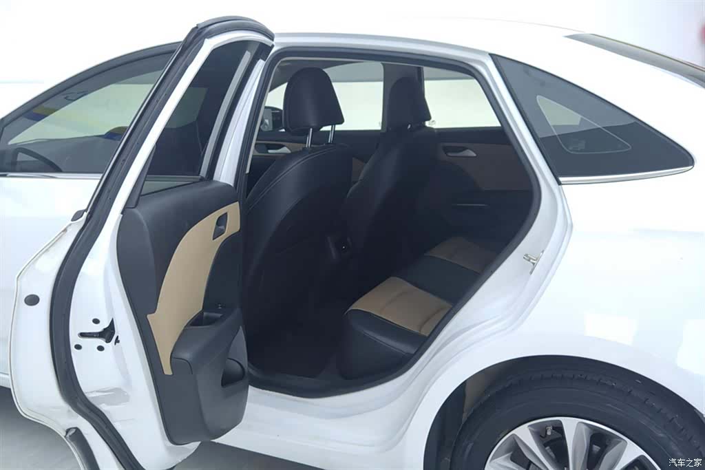 Chevrolet 320, 2022 11