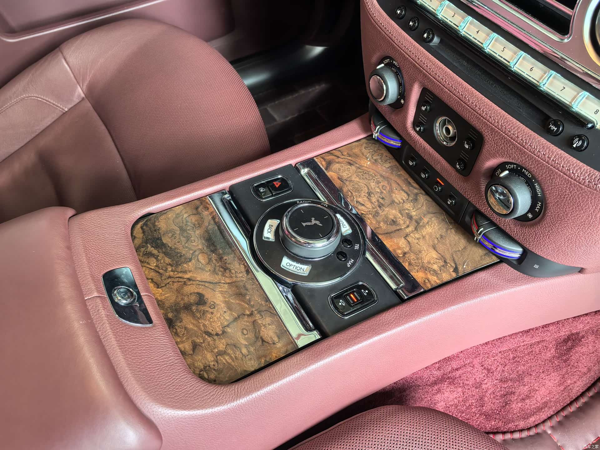 Rolls-Royce Ghost, 2015 20