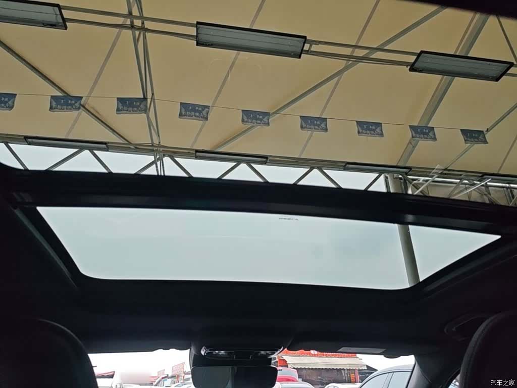 Geely Preface, 2025 18