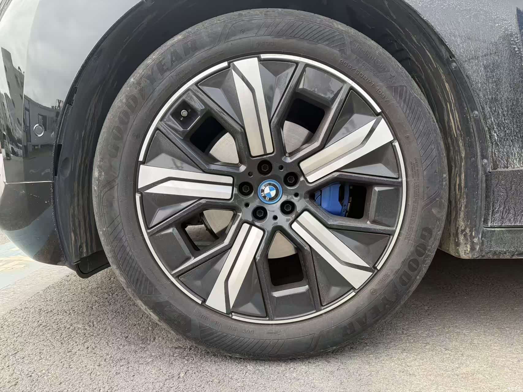 BMW iX, 2024 7