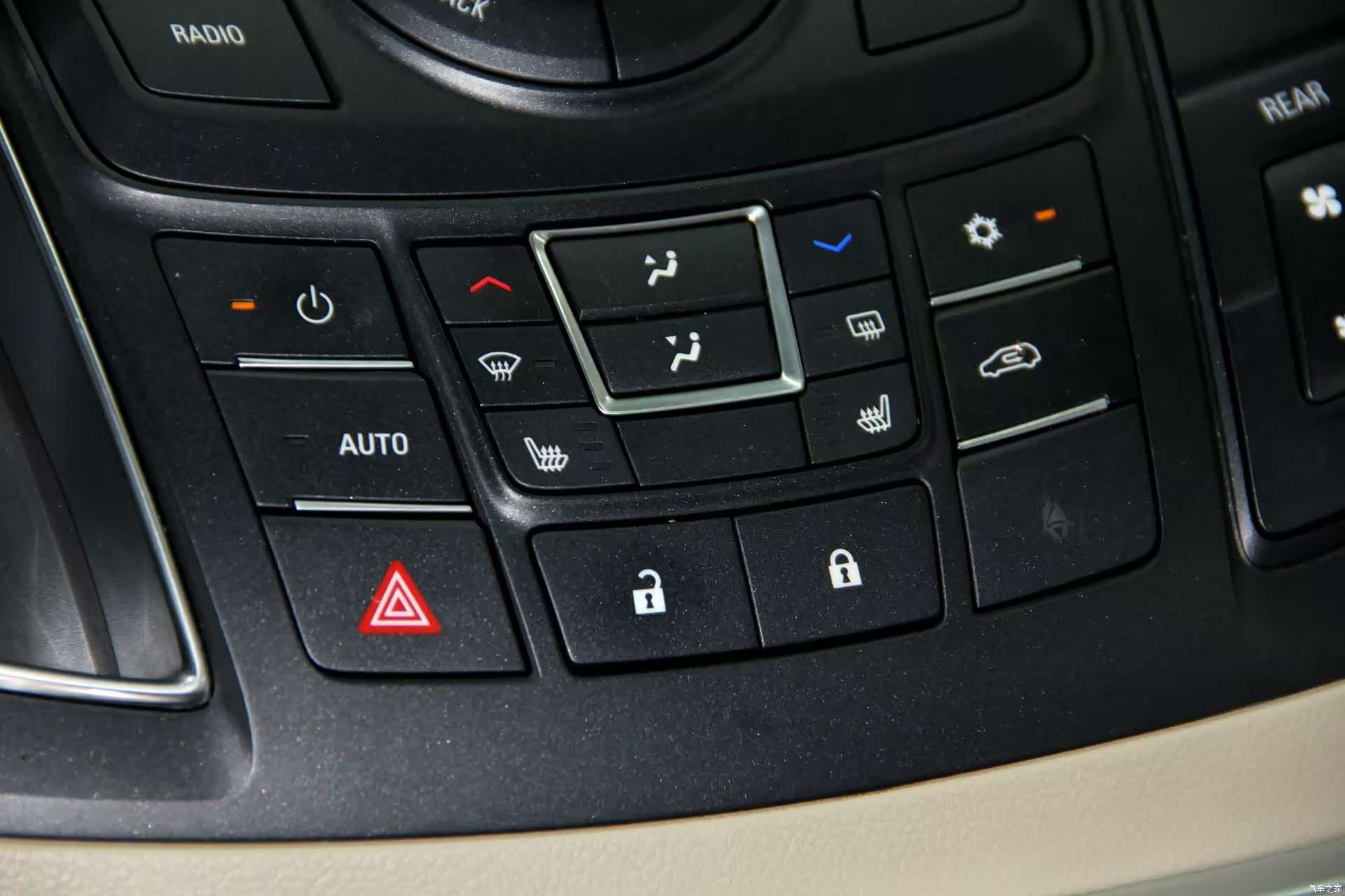 Buick GL8, 2019 10