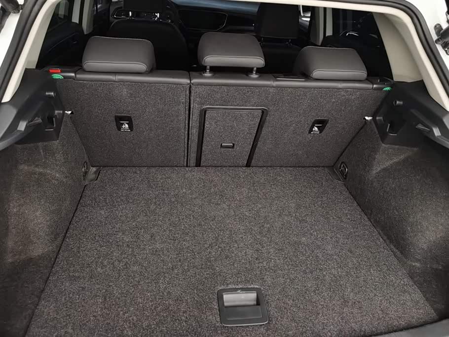 Volkswagen T-ROC exploring Songs