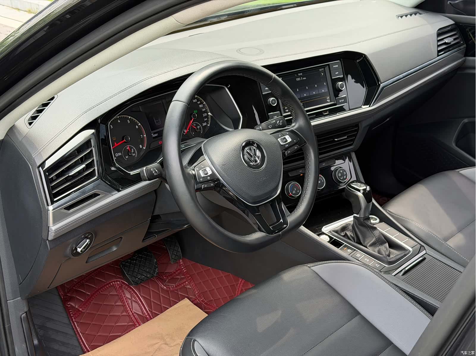 Volkswagen Sagitar, 2020 9