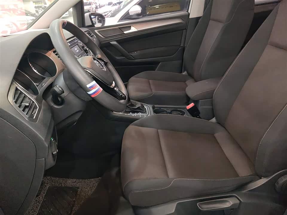 Volkswagen Golf*Jiayu