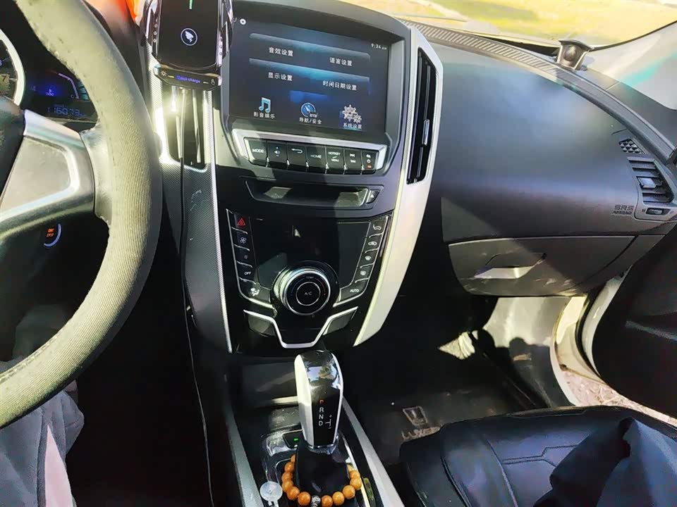 Luxgen Excellent 6 SUV