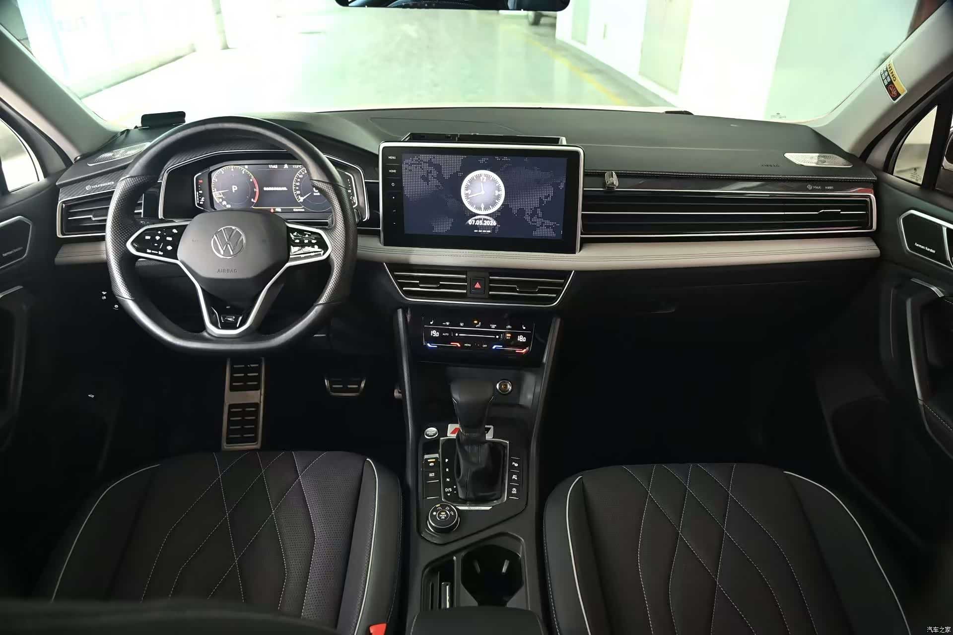 Volkswagen Tiguan L, 2022 4