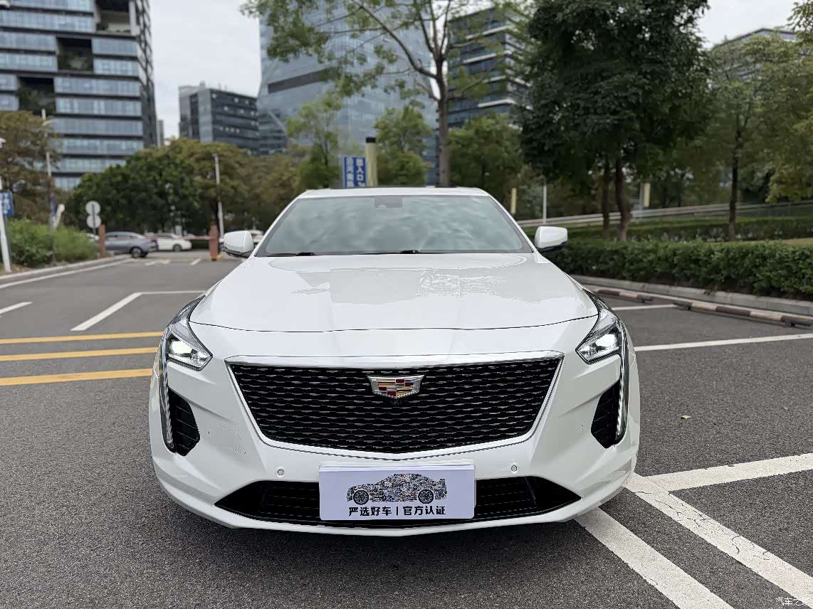 Cadillac CT6, 2022 2