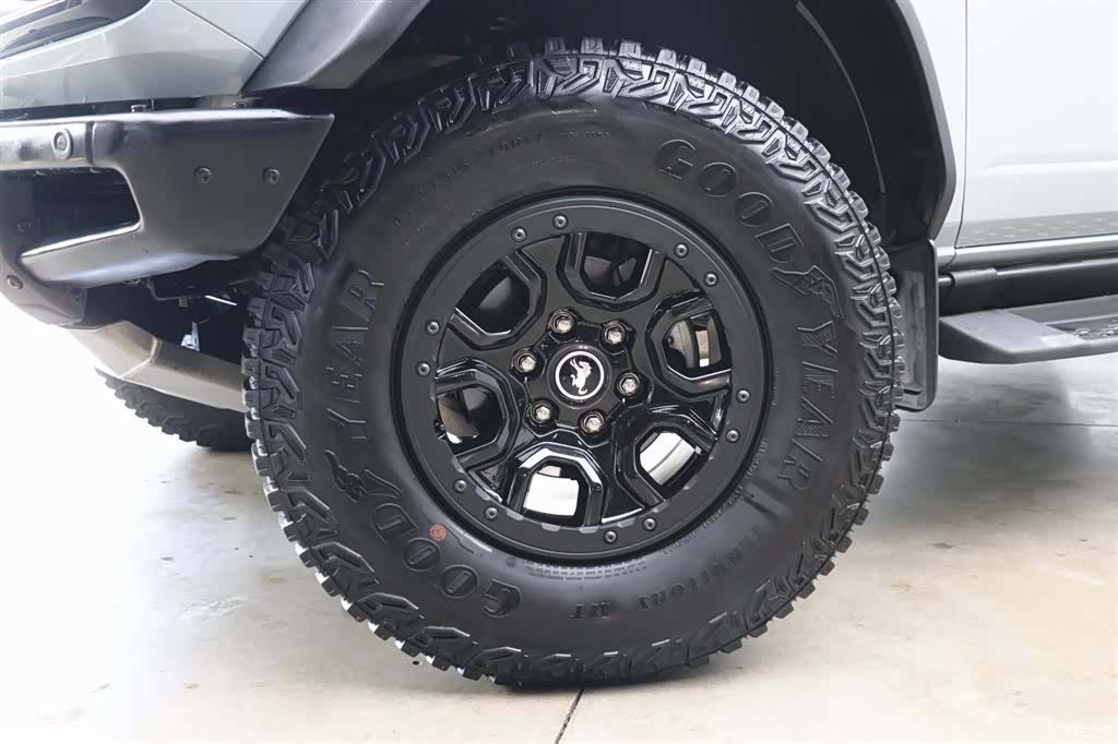 Ford Bronco, 2024 24