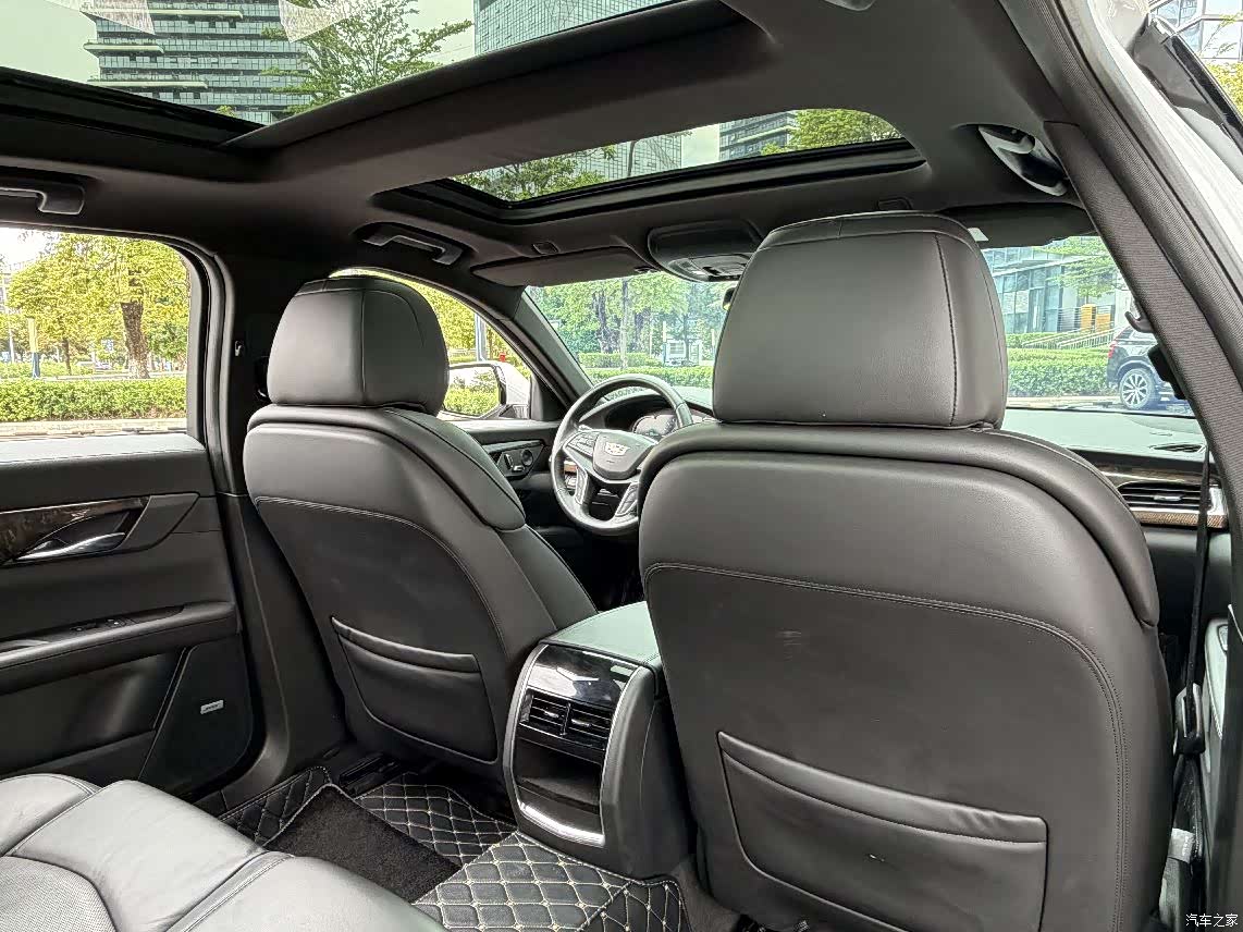 Cadillac CT6, 2022 10