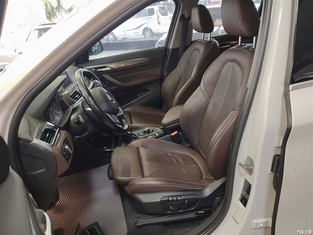 BMW X1, 2018 11