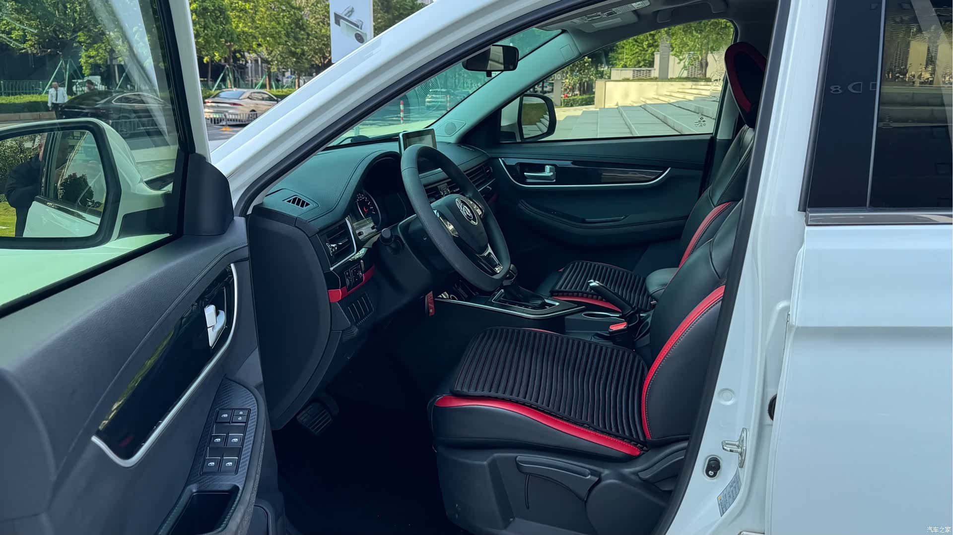DongFeng T5, 2021 6