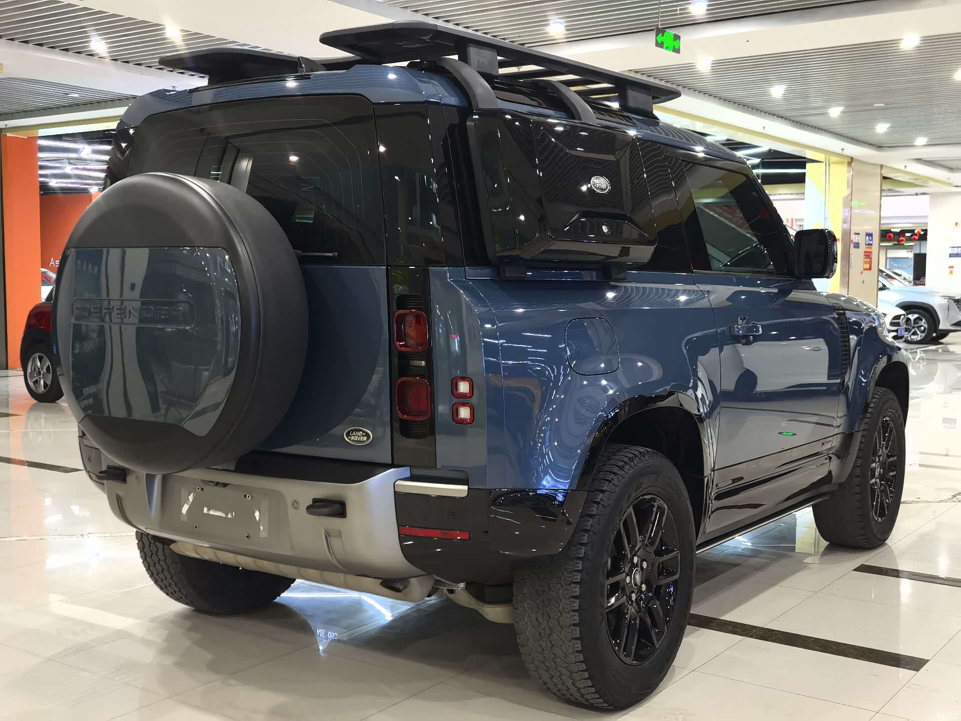 Land Rover Defender, 2022 17