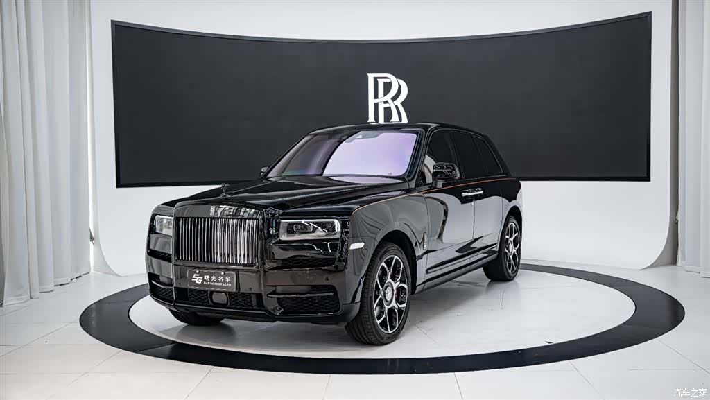 Rolls-Royce Cullinan, 2022 1