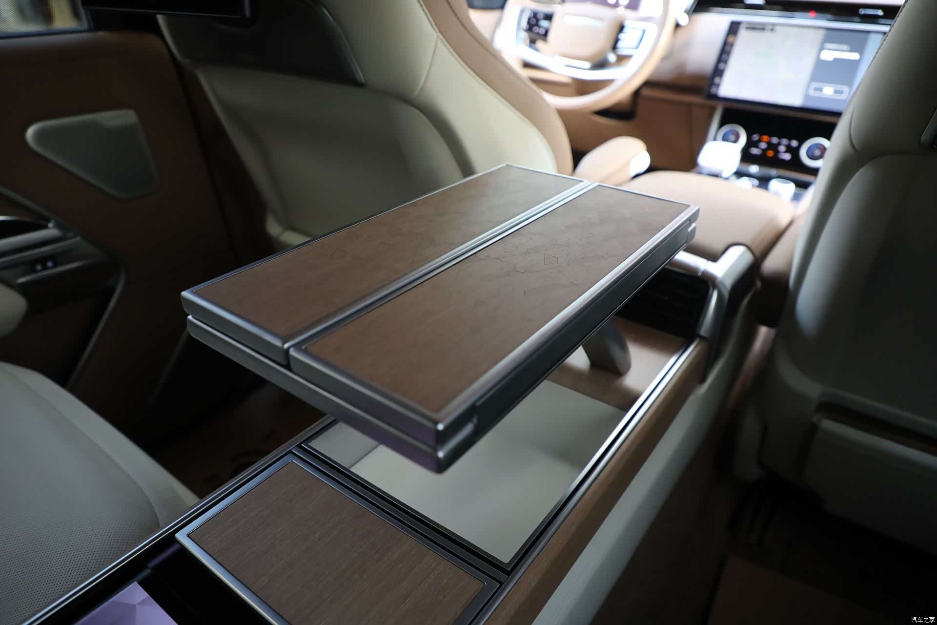 Land Rover Range Rover, 2023 12