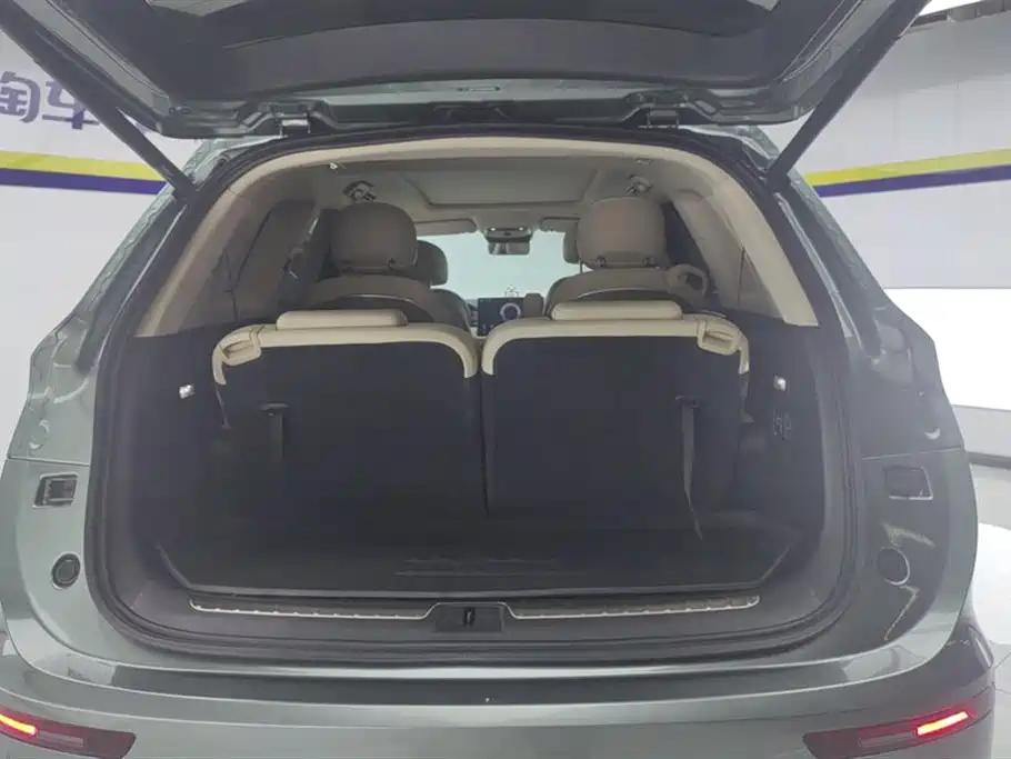 AITO Ask the world M7