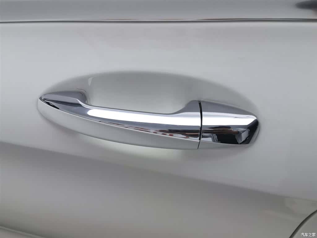Mercedes-Benz C-Class, 2018 18