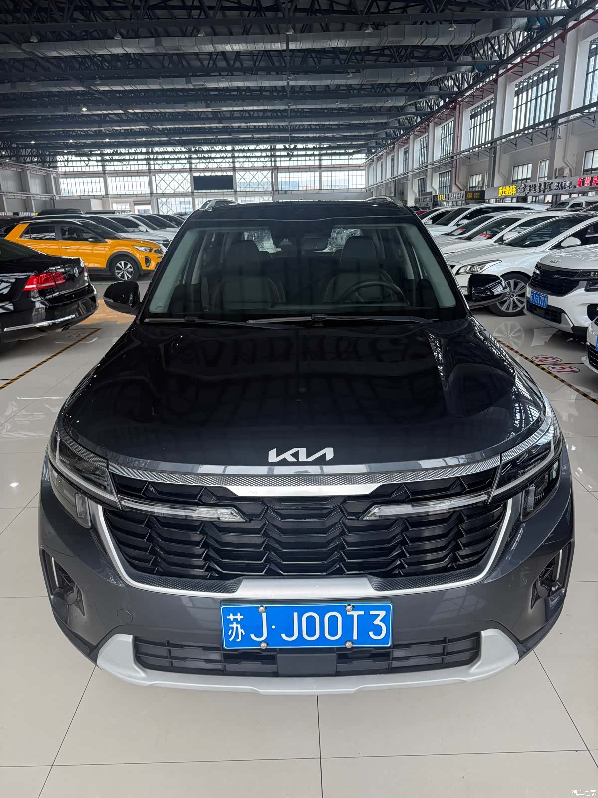 Kia Seltos, 2023 3