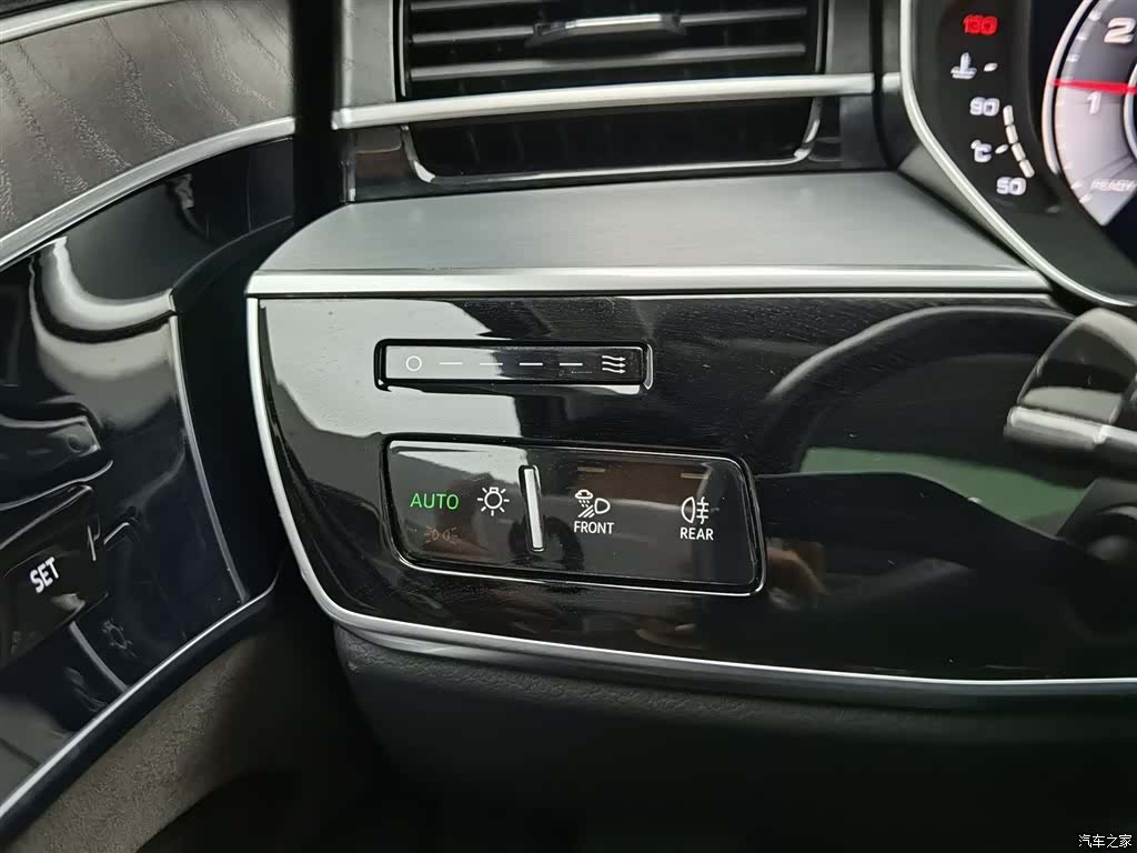 Audi A8L, 2019 21