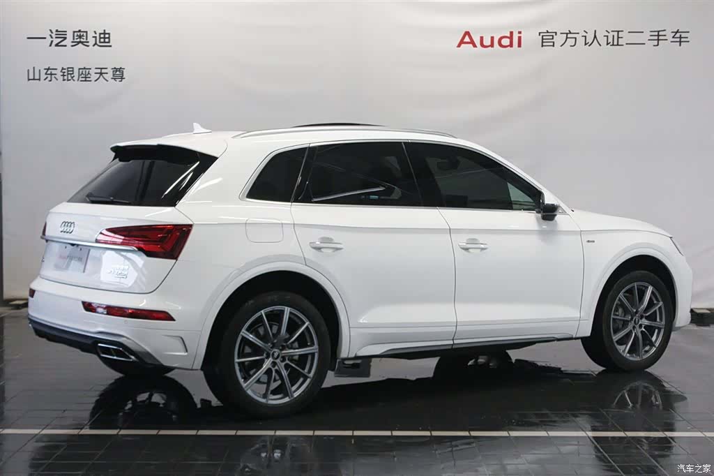 Audi Q5L, 2023 все фото