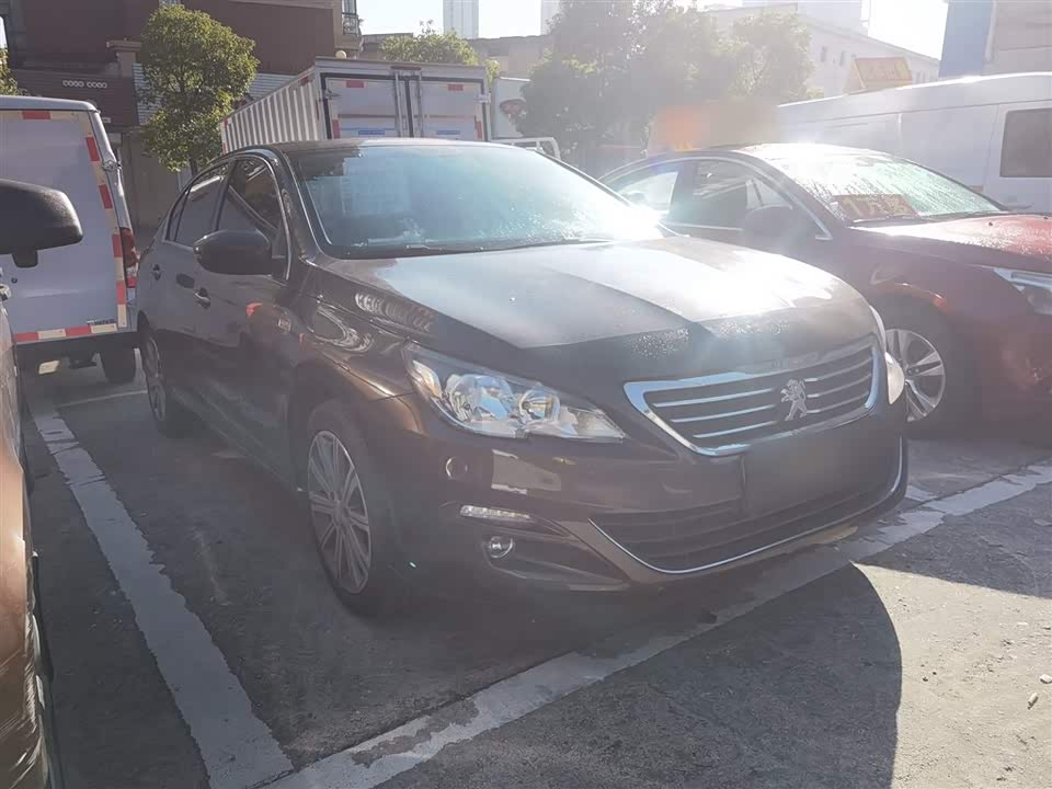 Peugeot 408