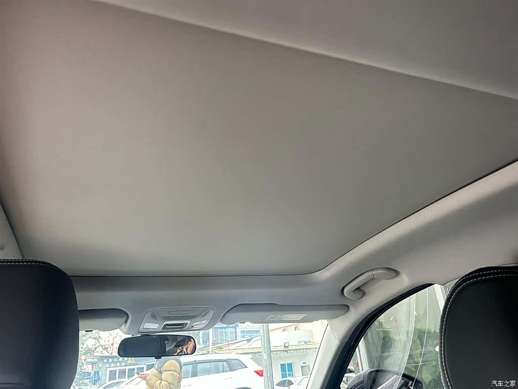 Chery Arrizo 8, 2022 7