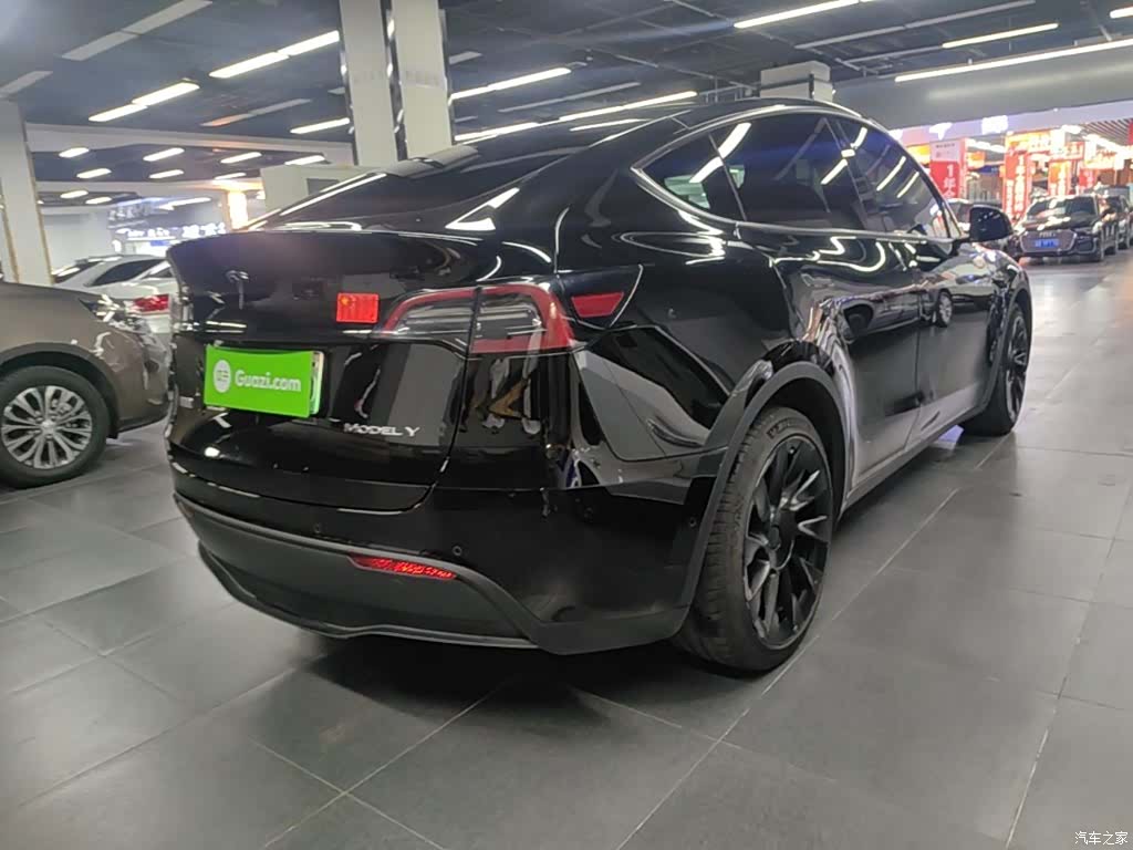 Tesla Model Y, 2021 7