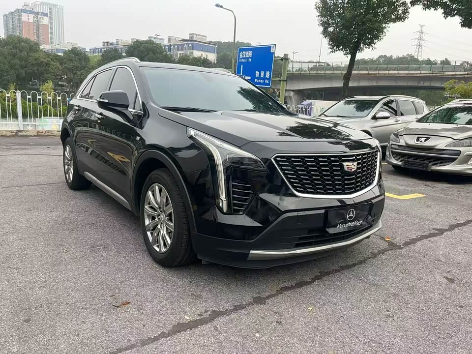Cadillac XT4