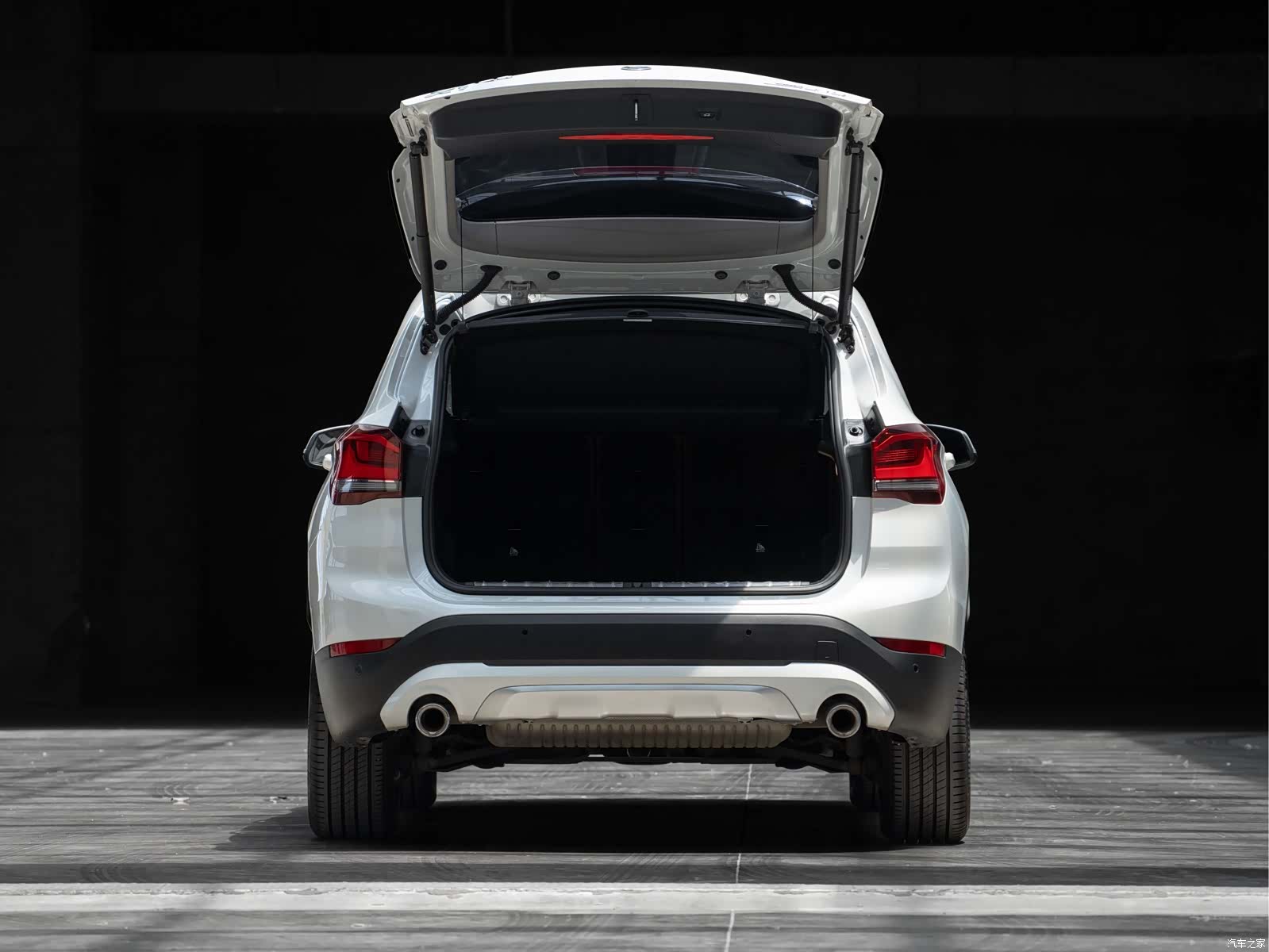 BMW X1, 2023 11